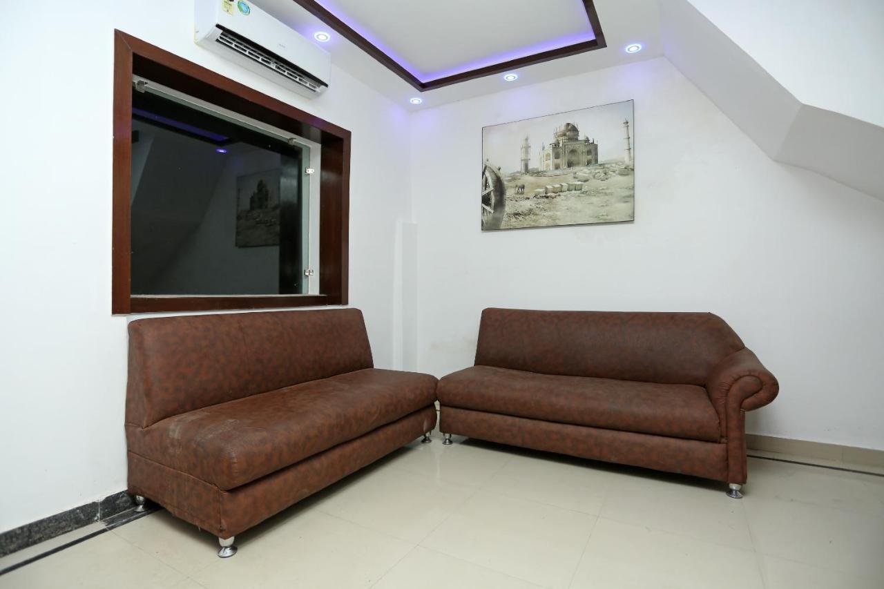 Oyo 16544 Bella Vista By Jordan Hotel Agra  Kültér fotó