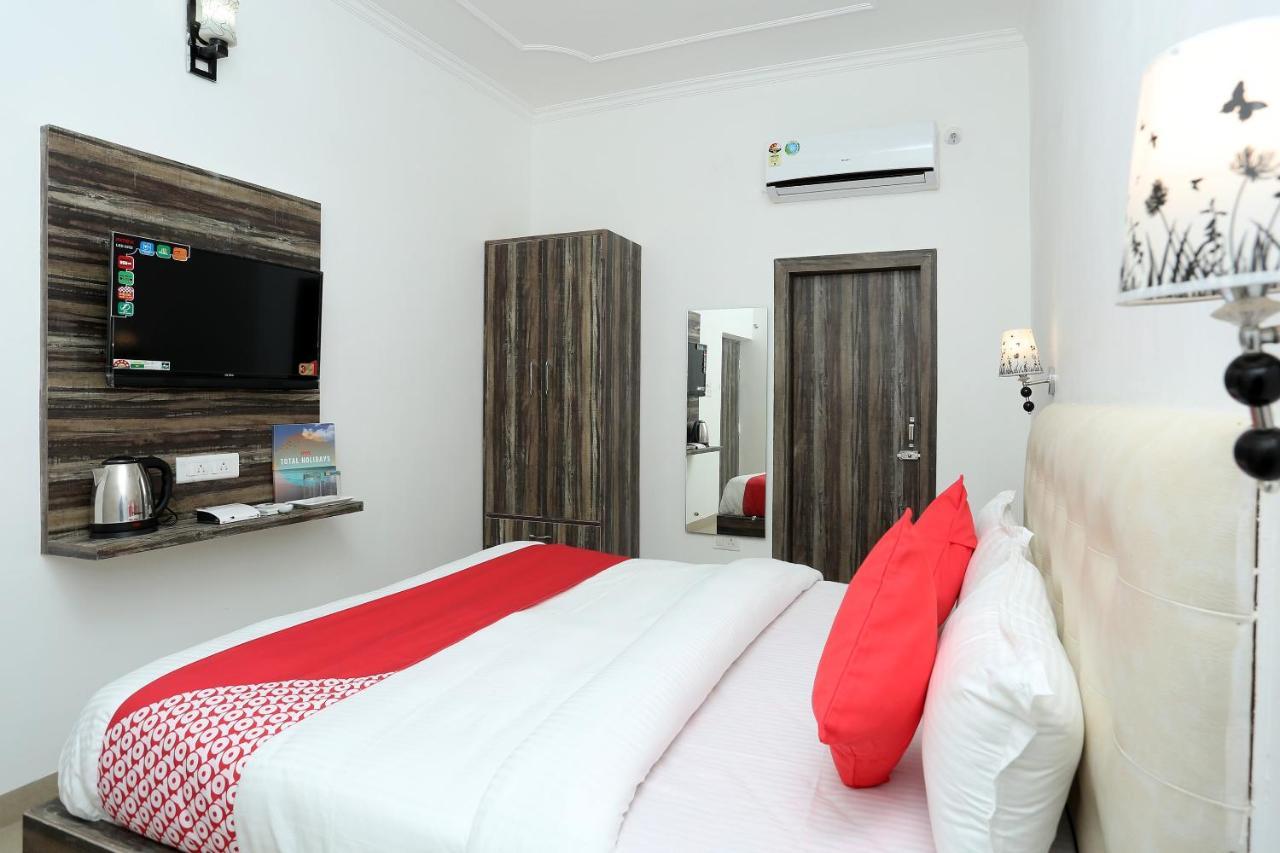 Oyo 16544 Bella Vista By Jordan Hotel Agra  Kültér fotó