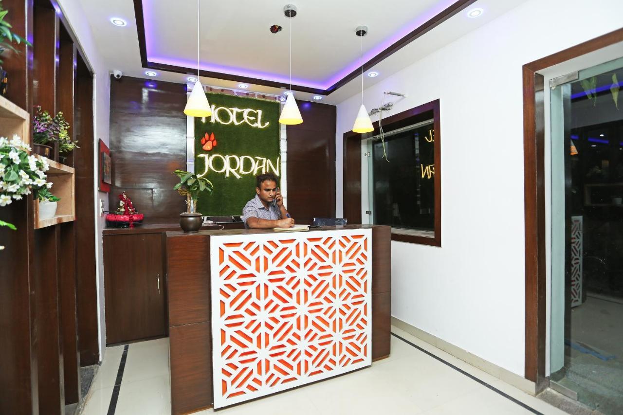 Oyo 16544 Bella Vista By Jordan Hotel Agra  Kültér fotó